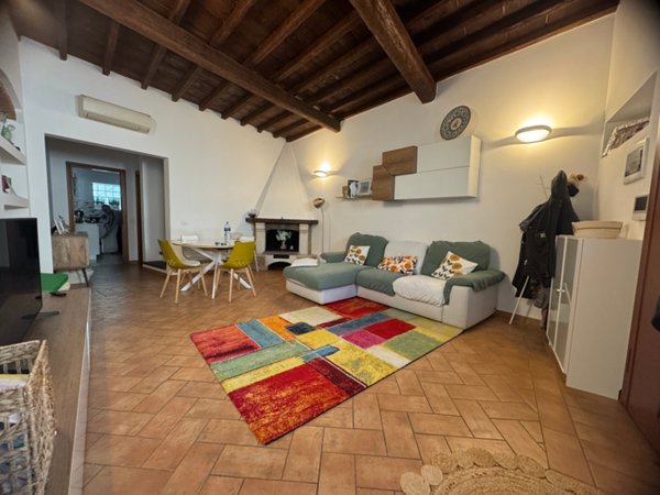 casa indipendente in vendita a Firenze in zona Legnaia