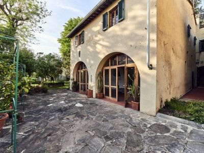 casa indipendente in vendita a Firenze in zona Careggi
