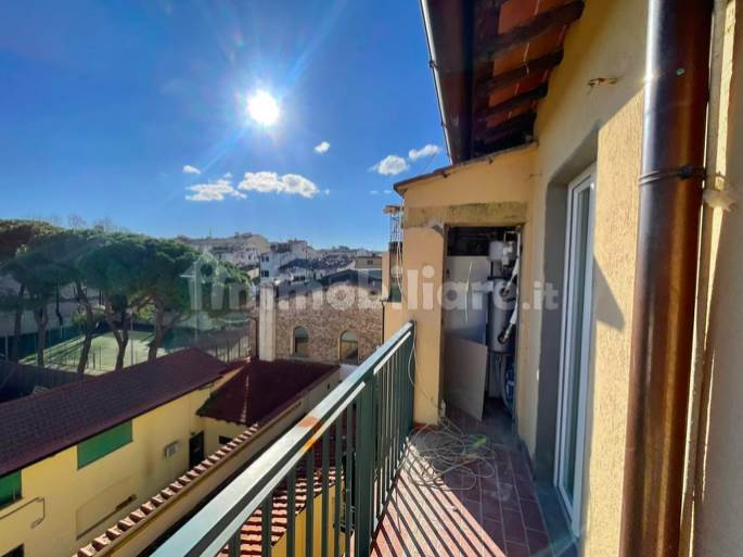 appartamento in vendita a Firenze in zona Centro Santa Maria Novella