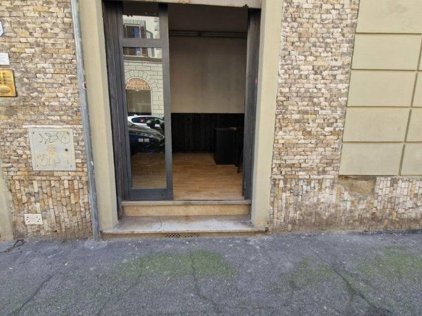 negozio in vendita a Firenze in zona Campo di Marte