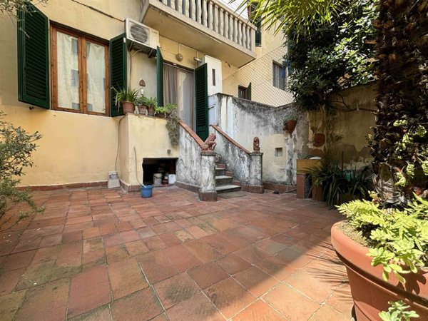 appartamento in vendita a Firenze in zona Centro Santa Maria Novella