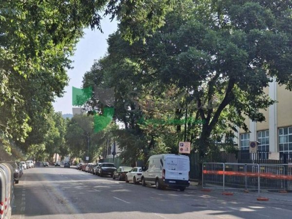 appartamento in vendita a Firenze in zona Campo di Marte