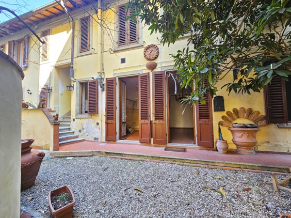 appartamento in vendita a Firenze in zona La Lastra
