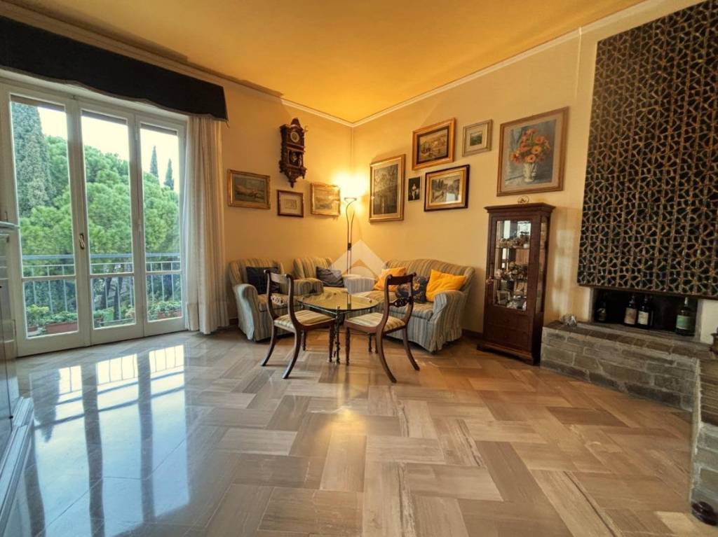 appartamento in vendita a Firenze in zona Coverciano