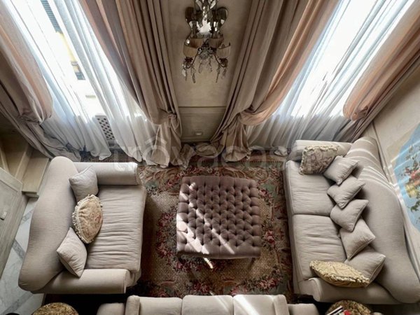 appartamento in vendita a Firenze in zona Centro Santa Maria Novella