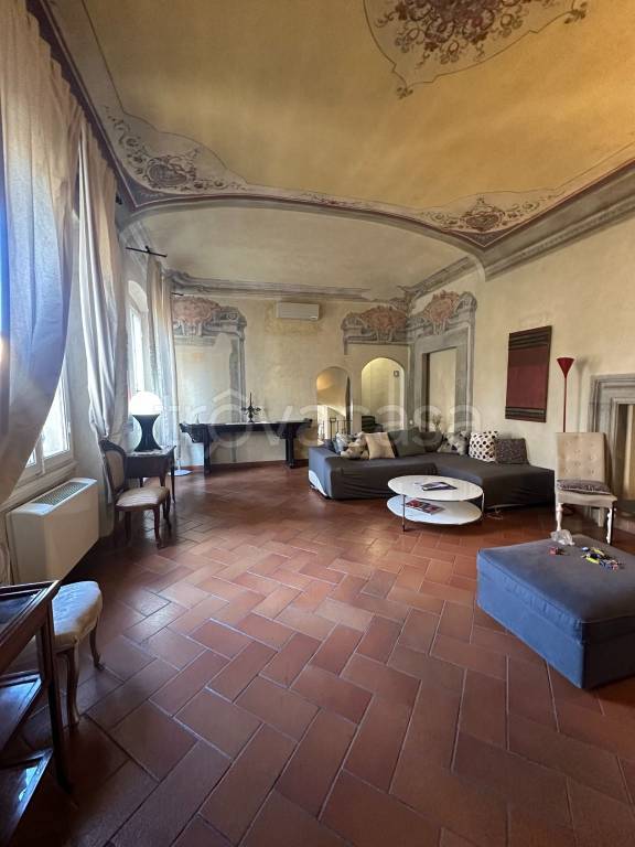 appartamento in vendita a Firenze in zona Centro San Lorenzo