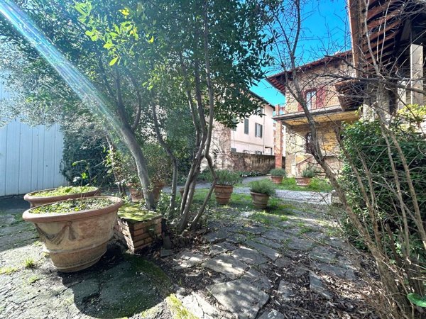 casa indipendente in vendita a Firenze in zona Careggi