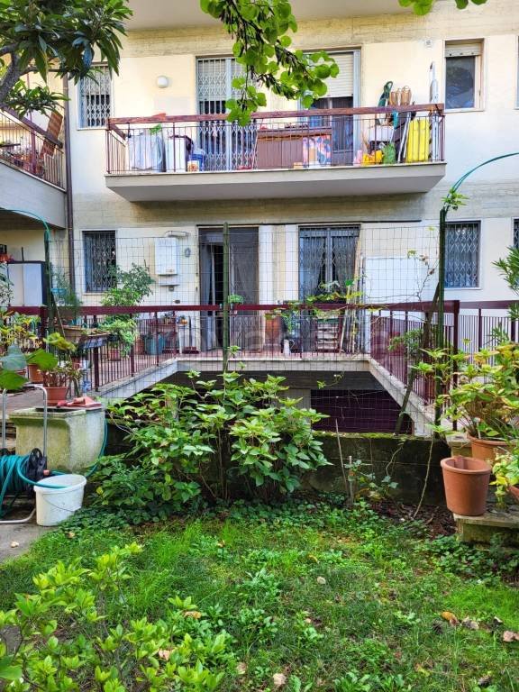 appartamento in vendita a Firenze in zona Coverciano