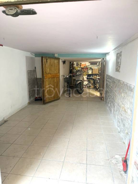 locale di sgombero in vendita a Firenze in zona Careggi