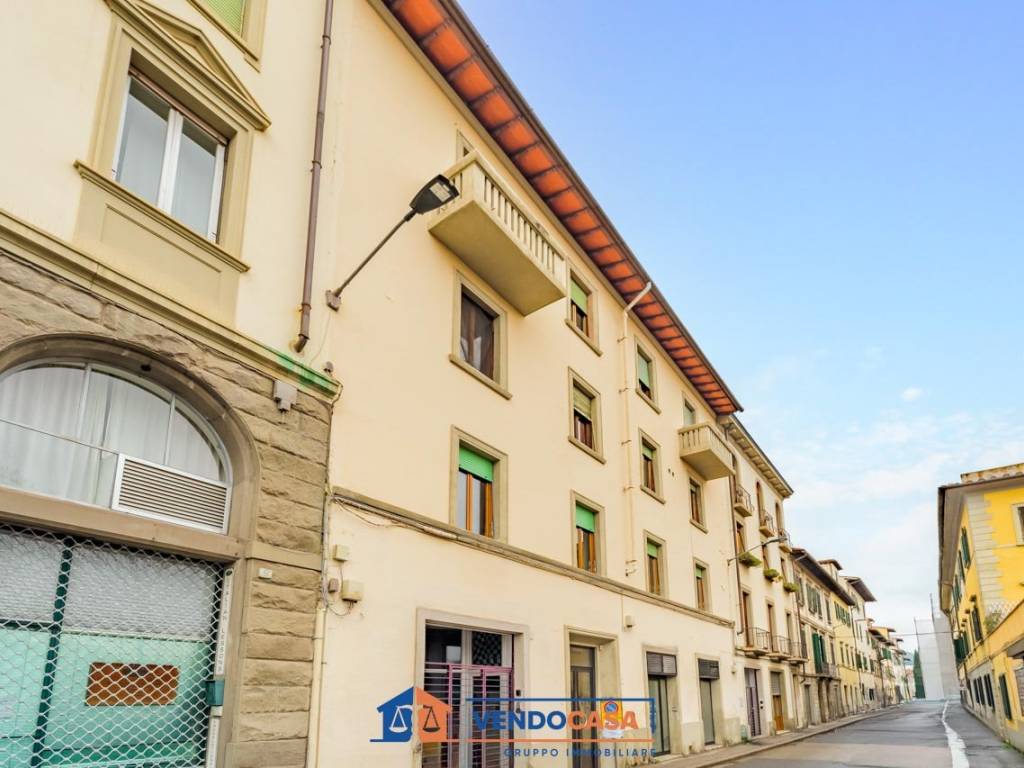 appartamento in vendita a Firenze in zona Le Cure