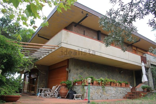 casa indipendente in vendita a Firenze