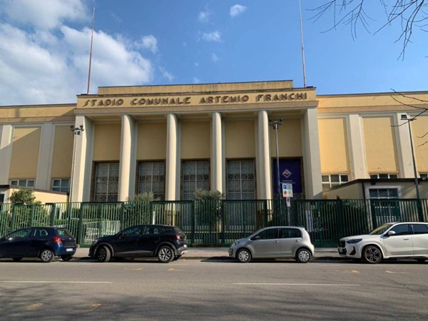 appartamento in vendita a Firenze in zona Campo di Marte