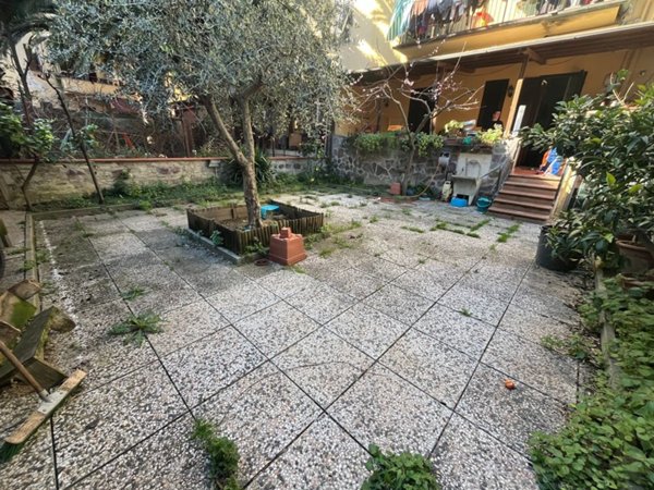 appartamento in vendita a Firenze in zona Isolotto