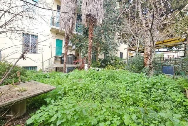 appartamento in vendita a Firenze in zona Settignano