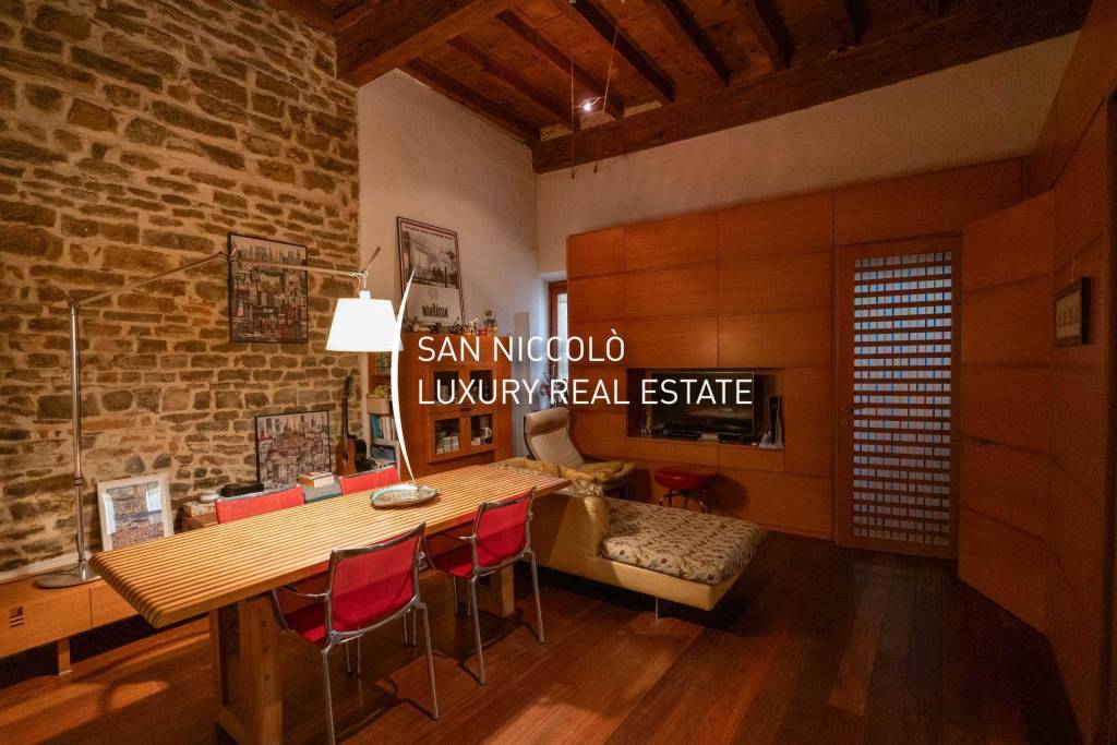 appartamento in vendita a Firenze in zona Centro Santa Croce
