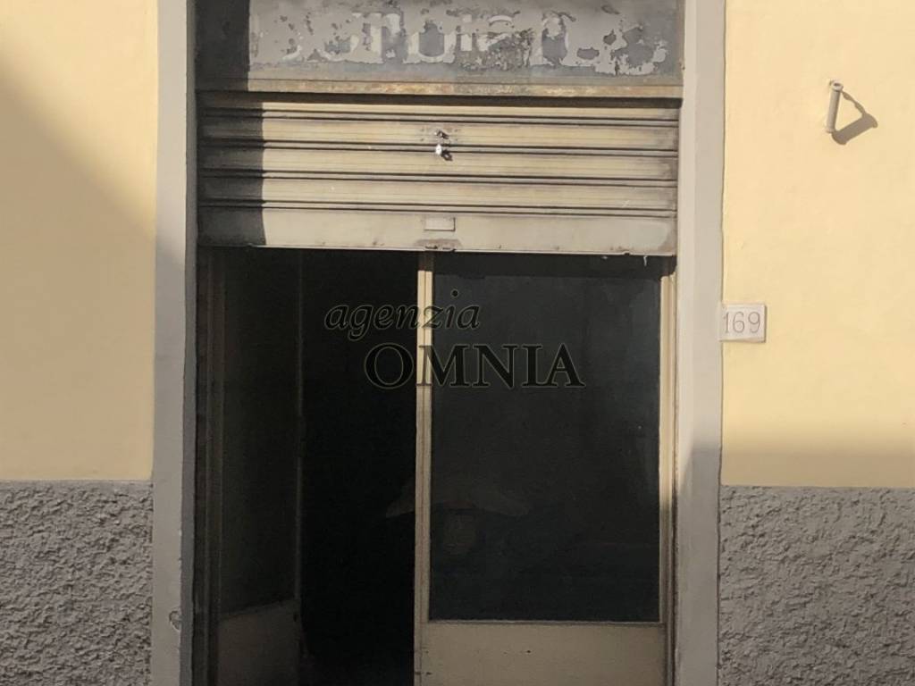 negozio in vendita a Firenze in zona Rovezzano