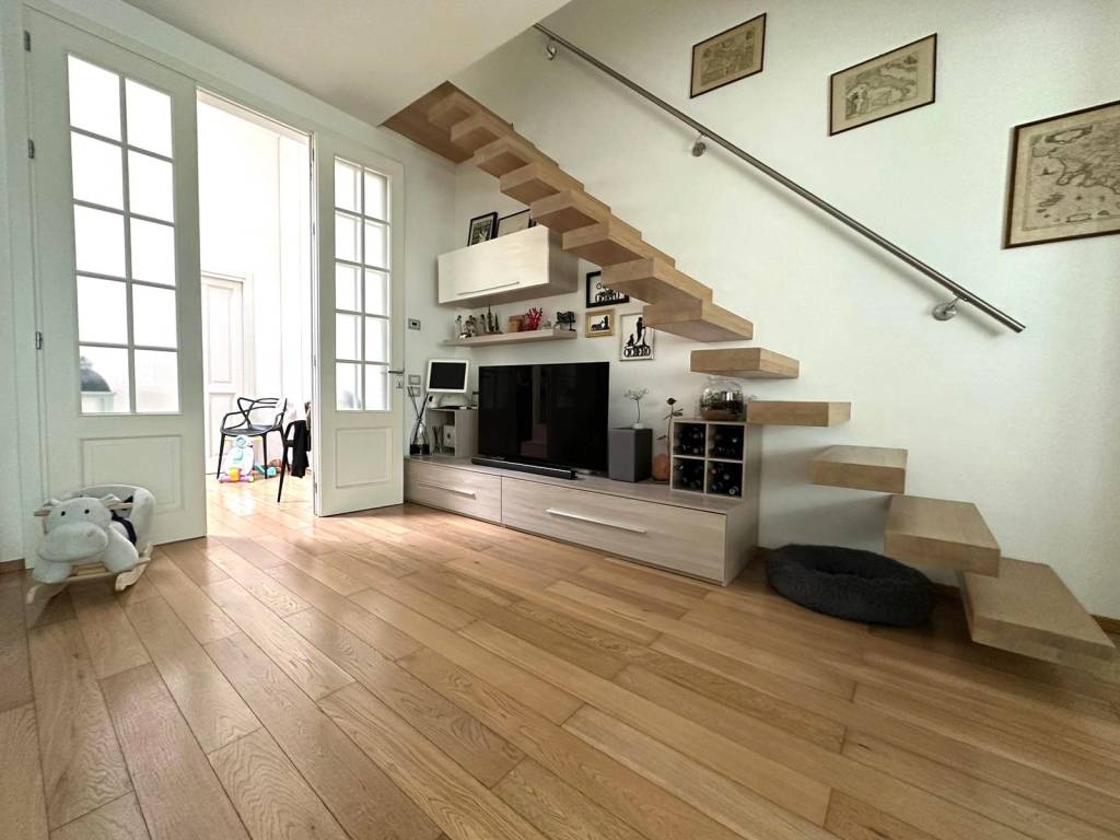 casa indipendente in vendita a Firenze in zona Campo di Marte
