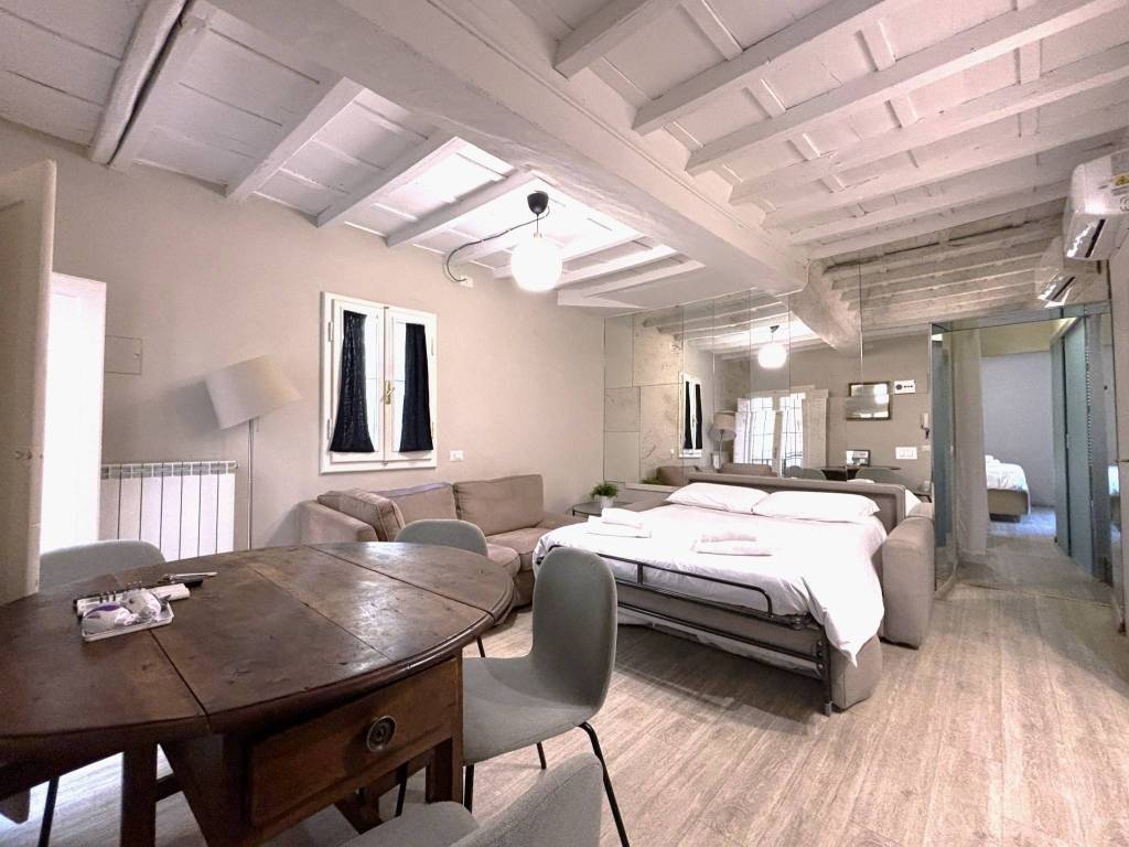 appartamento in vendita a Firenze in zona Centro San Frediano