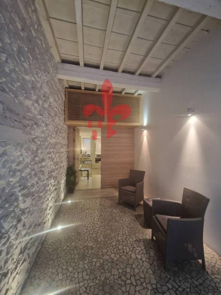 appartamento in vendita a Firenze in zona Centro Santa Croce