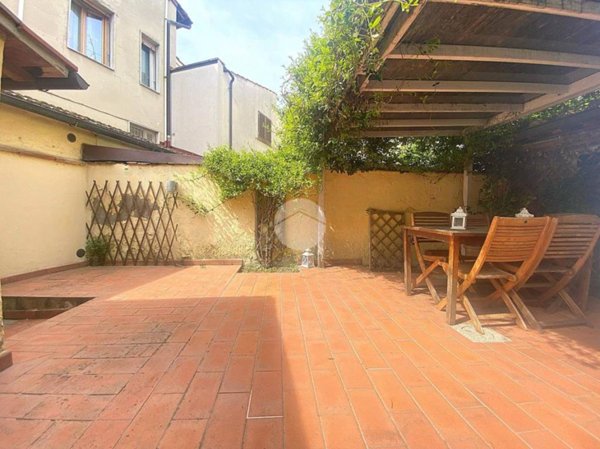 casa indipendente in vendita a Firenze in zona Legnaia
