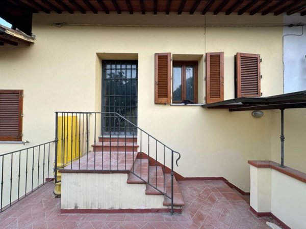 casa indipendente in vendita a Firenze in zona Isolotto