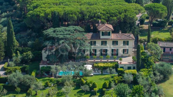 casa indipendente in vendita a Firenze in zona Bellosguardo