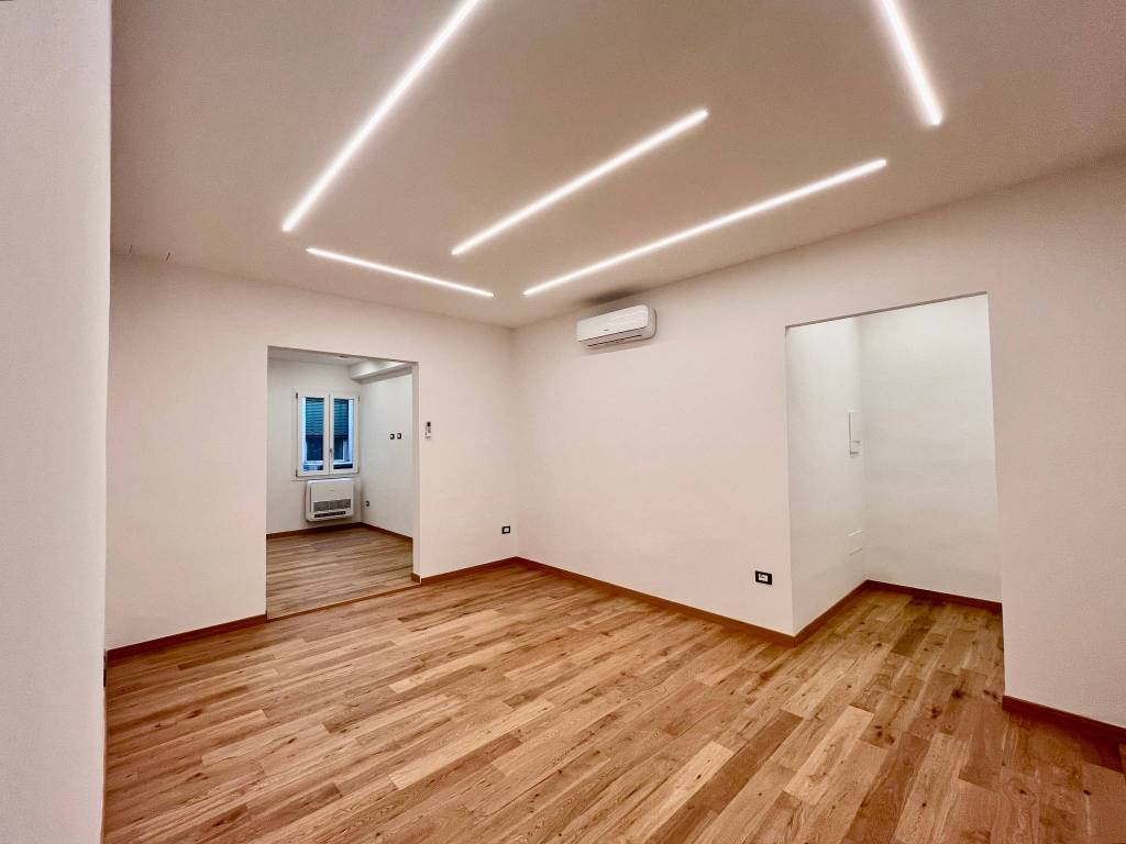 appartamento in vendita a Firenze in zona Centro Santa Maria Novella