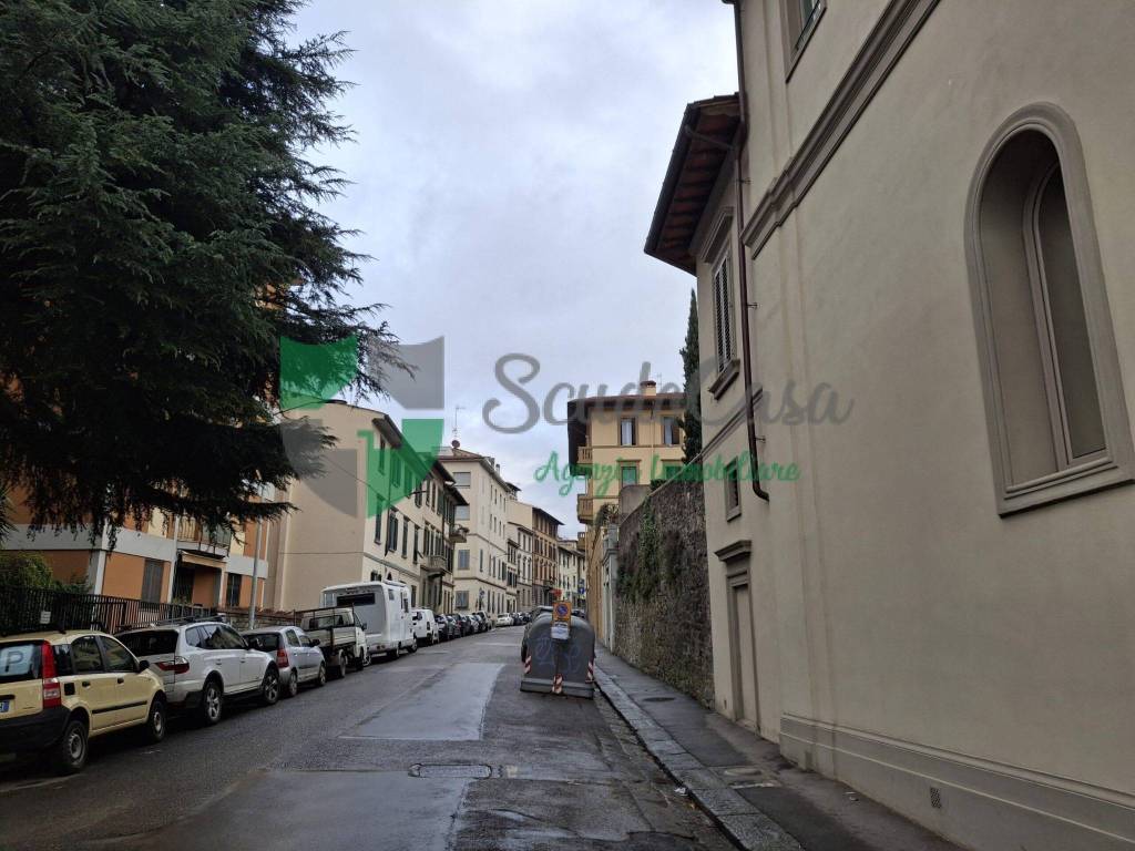 appartamento in vendita a Firenze in zona Campo di Marte