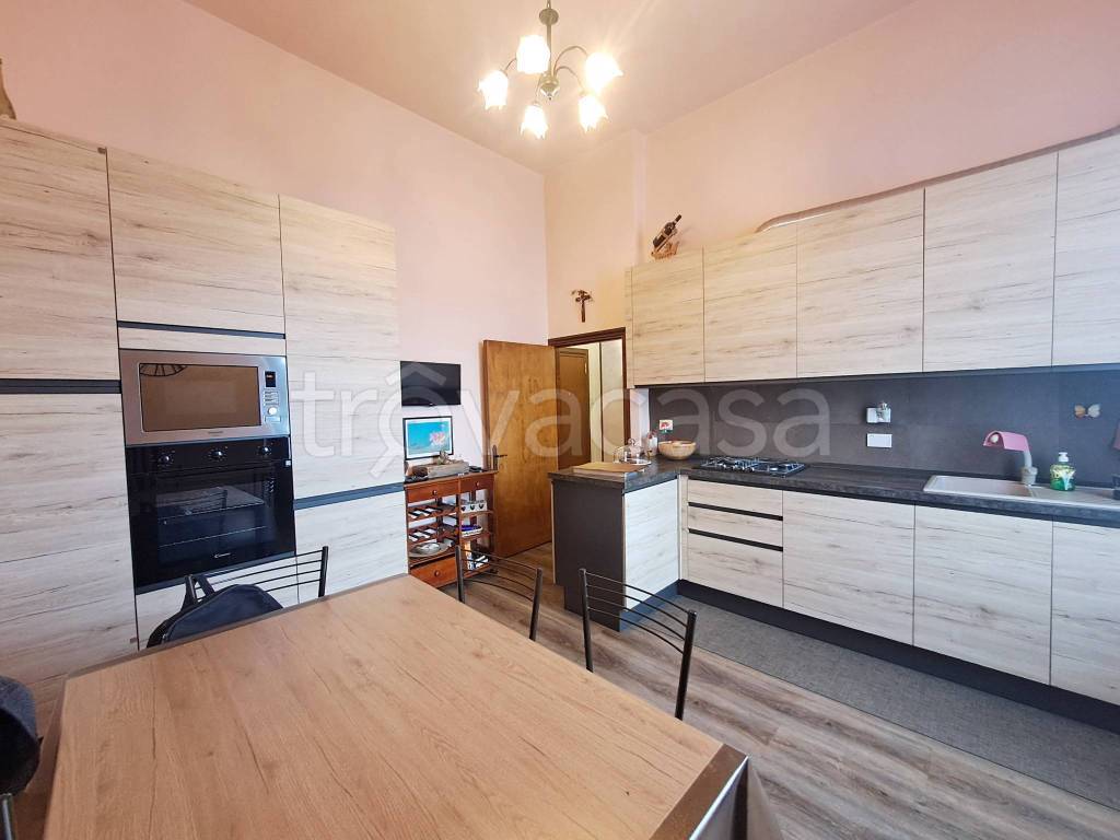 appartamento in vendita a Firenze in zona Legnaia