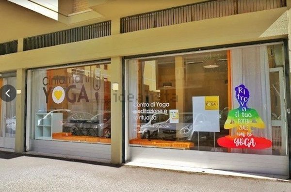 negozio in vendita a Firenze in zona Isolotto