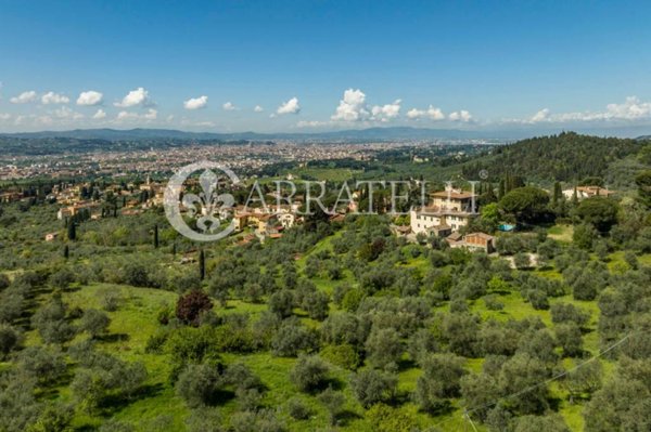 villa in vendita a Firenze in zona Coverciano