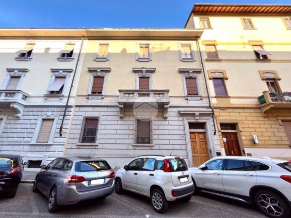 appartamento in vendita a Firenze in zona Campo di Marte