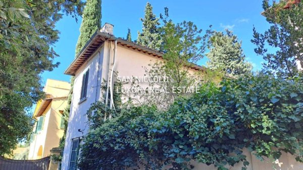 casa indipendente in vendita a Firenze in zona La Lastra