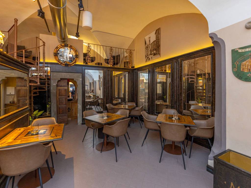 negozio in vendita a Firenze in zona Centro San Frediano