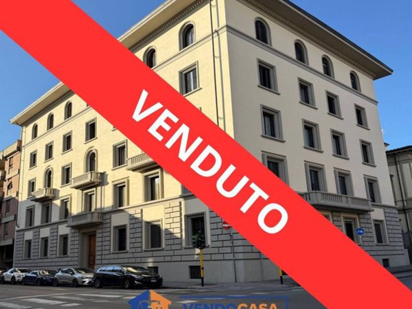appartamento in vendita a Firenze in zona Campo di Marte