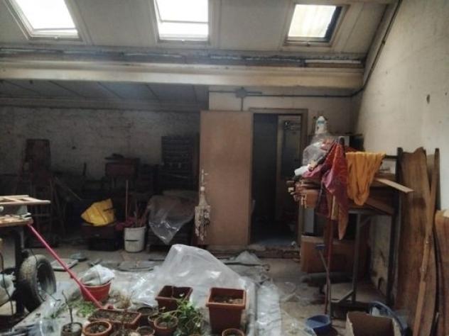 negozio in vendita a Firenze in zona Careggi
