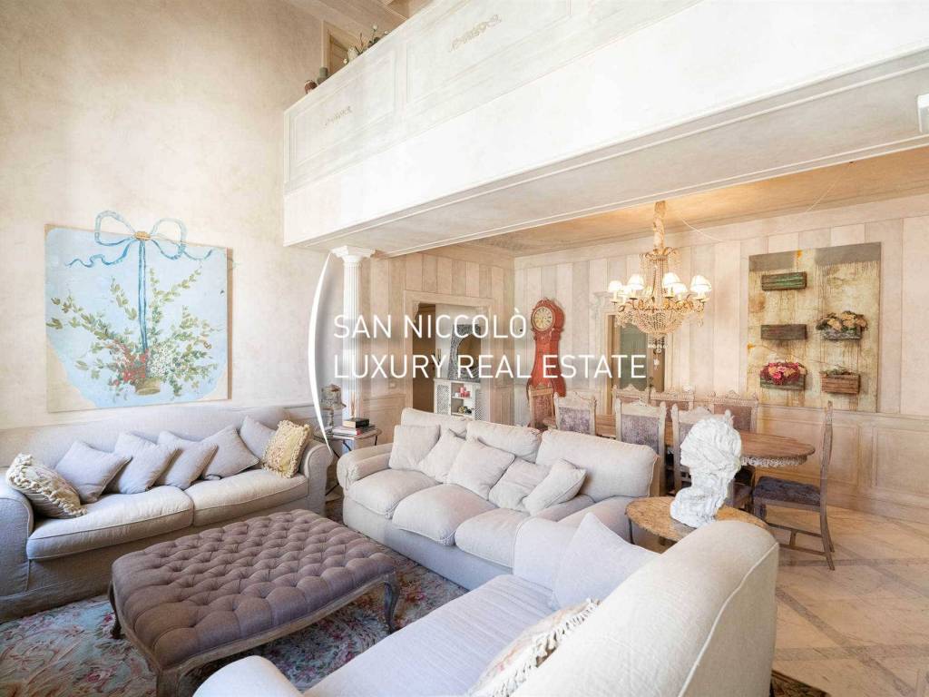 appartamento in vendita a Firenze in zona Centro Santa Croce