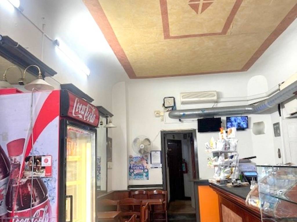 negozio in vendita a Firenze in zona Campo di Marte