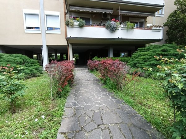 appartamento in vendita a Firenze in zona Isolotto