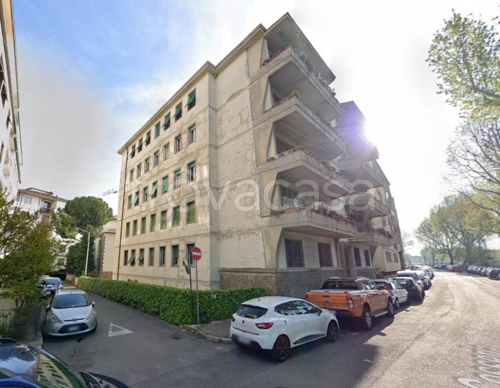 appartamento in vendita a Firenze in zona Statuto