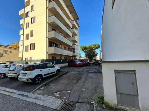 appartamento in vendita a Firenze in zona Isolotto