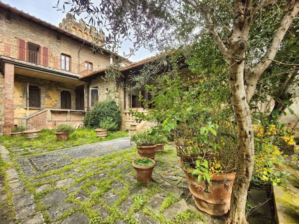 casa indipendente in vendita a Firenze in zona Serpiolle