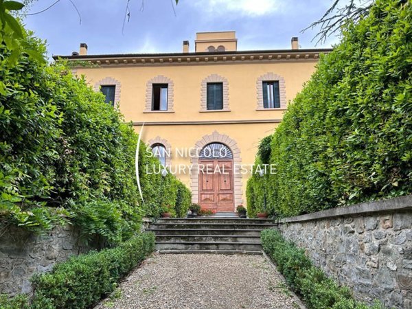 appartamento in vendita a Firenze in zona Bellosguardo