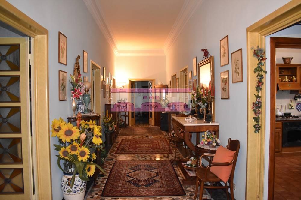 appartamento in vendita a Firenze in zona Le Cure