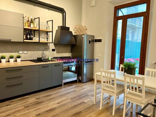 casa indipendente in vendita a Firenze in zona Serpiolle