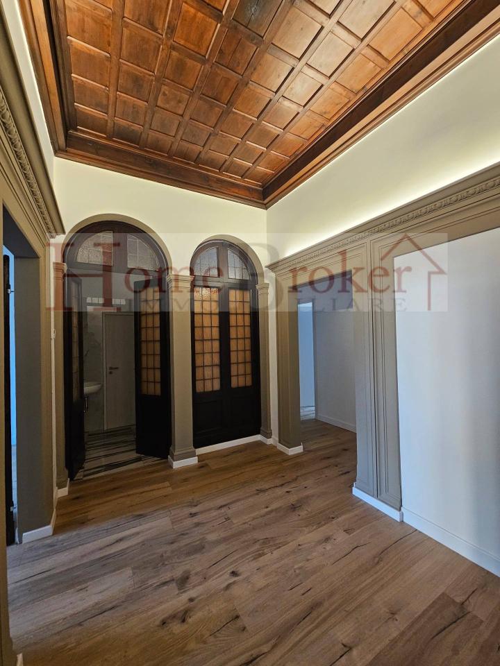 appartamento in vendita a Firenze in zona Campo di Marte