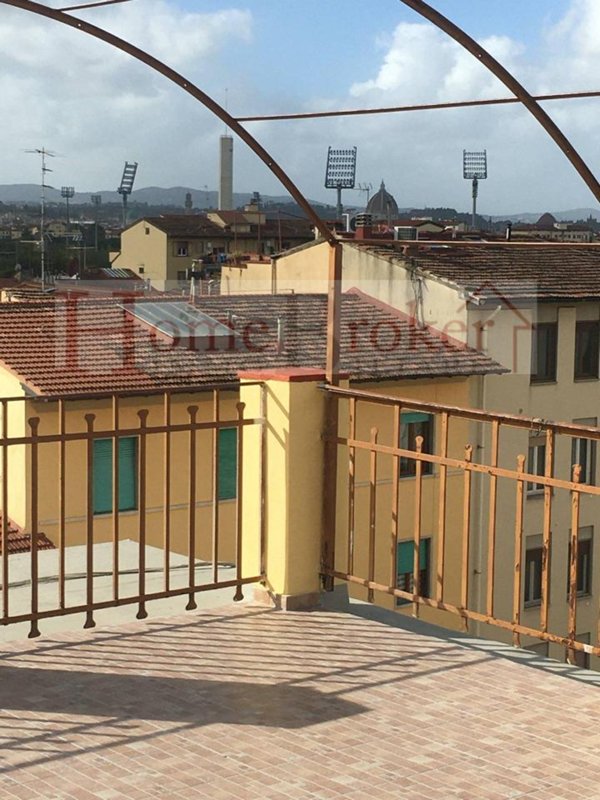 appartamento in vendita a Firenze in zona Campo di Marte