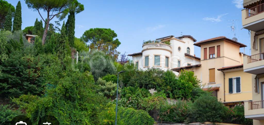 appartamento in vendita a Firenze in zona Coverciano