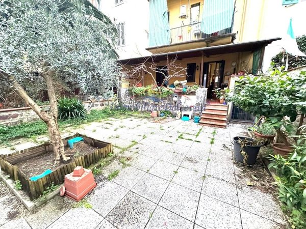 appartamento in vendita a Firenze in zona Isolotto