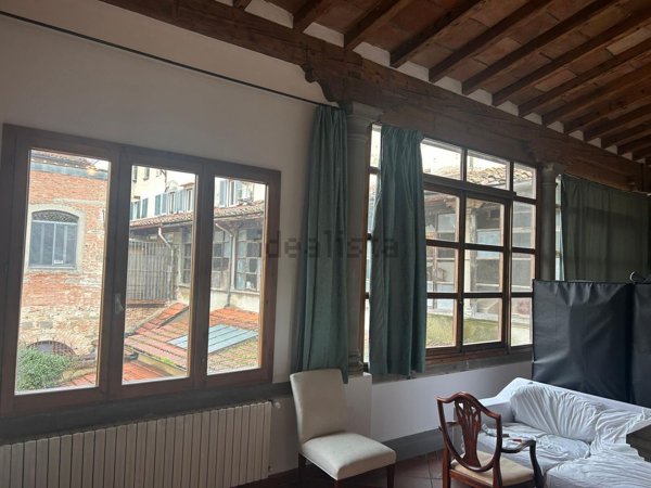 casa indipendente in vendita a Firenze in zona Centro San Frediano